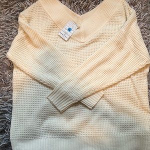 Women’s NWT  sweater